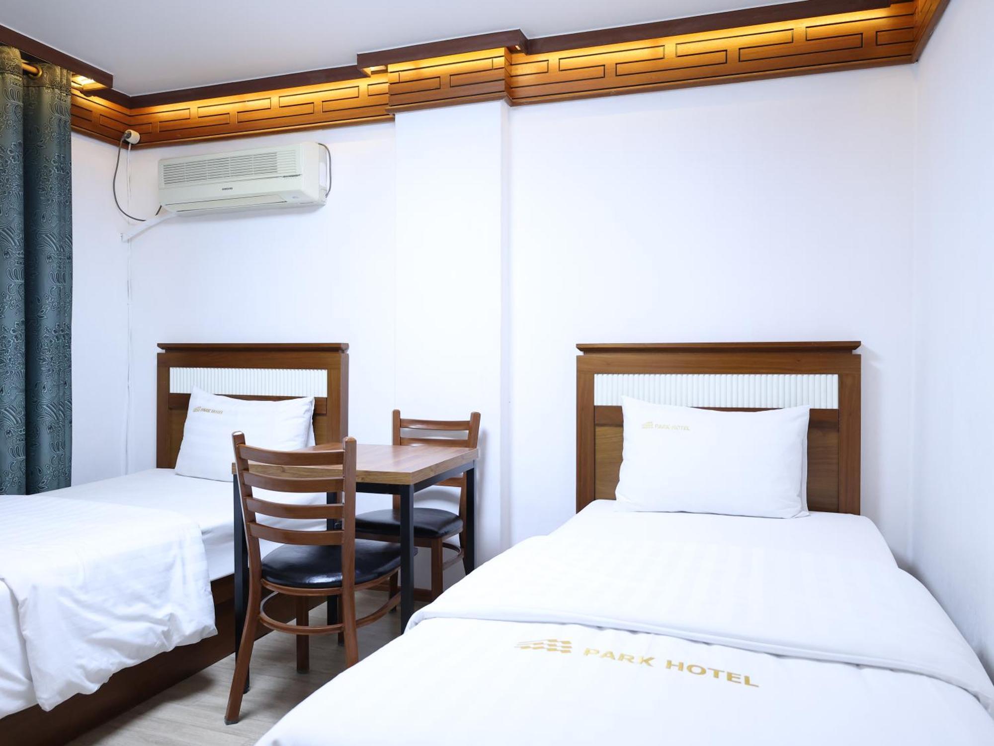 Goodstay Andong Park Hotel Exterior photo